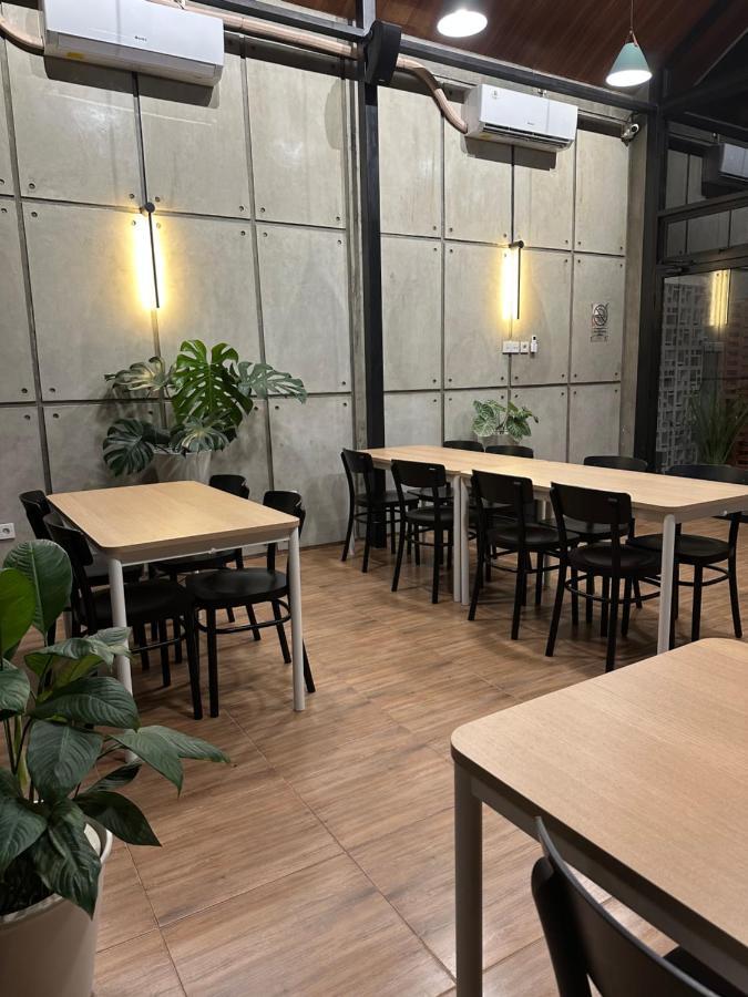 Cendhani Raras Gallery Kejayan Εξωτερικό φωτογραφία